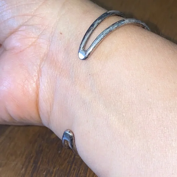 Mexico TAXCO Sterling Silver 925 22g GRAPES Grapevine Leaves Cuff Bracelet - Picture 8 of 12